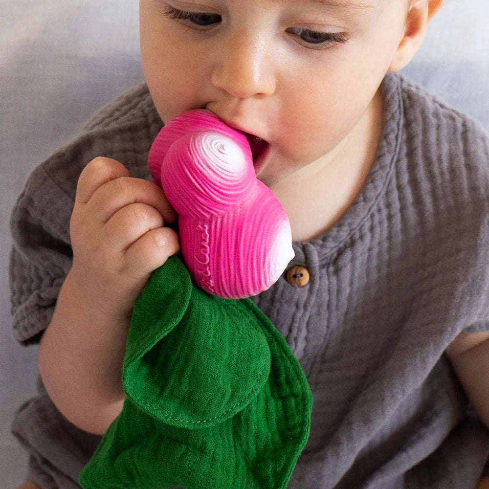 Oli&Carol Ramona the Radish Mini Doudou-Teether
