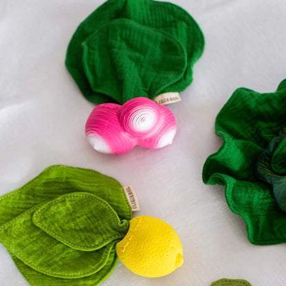 Oli&Carol Ramona the Radish Mini Doudou-Teether